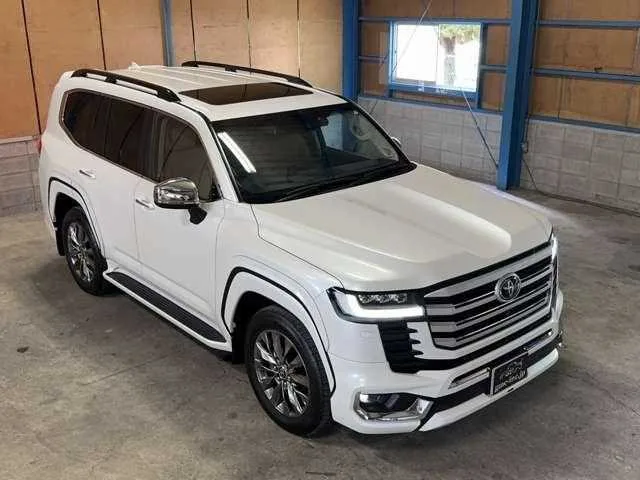 Toyota Land Cruiser 2023 — миниатюра 2