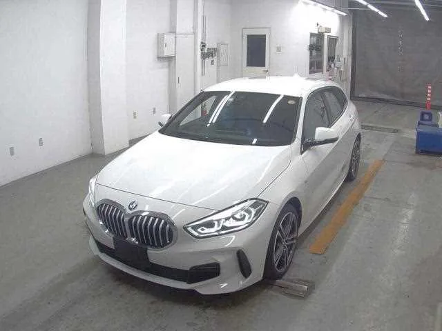 BMW 1 Series 2024 — миниатюра 2