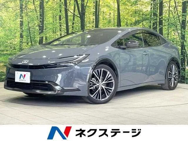 Toyota Prius 2023 — фото 1, купить с доставкой в Москву