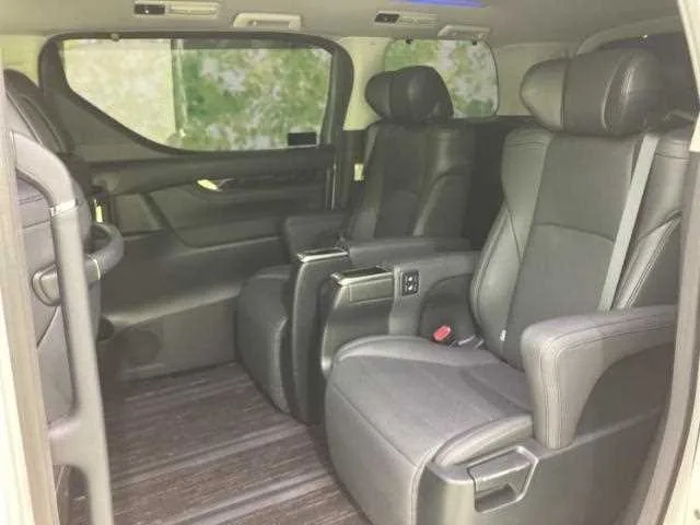 Toyota Alphard G 2022 — миниатюра 5