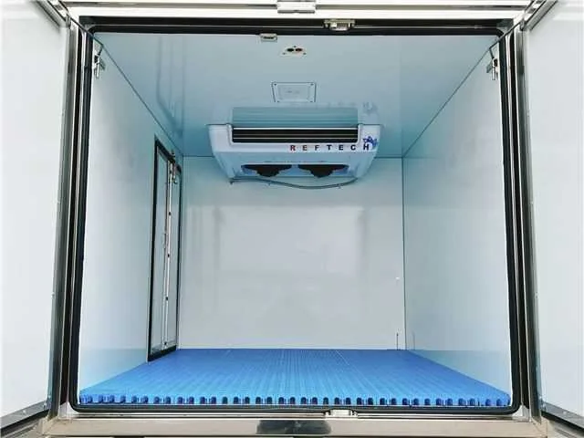 Suzuki Carry Truck 4WD -25 2 2025 — миниатюра 5
