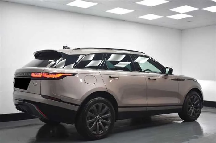 Land Rover Range Rover Velar AUTOMATIC DIESEL 2023 — миниатюра 4