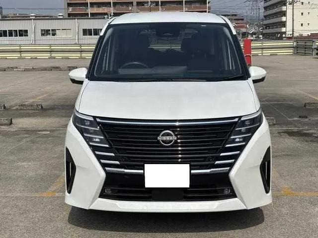 Nissan Serena 2024 — миниатюра 2
