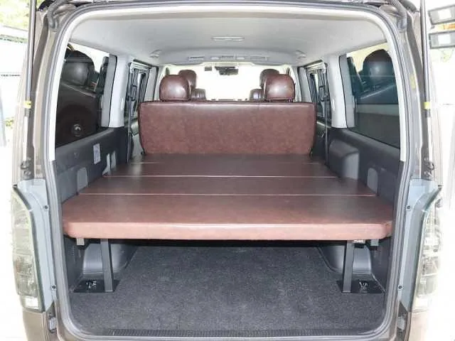 Toyota Hiace Van 2022 — миниатюра 4
