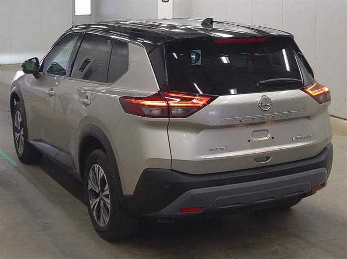 Nissan X-Trail X e4ORCE 4WD 7-SEATS 2023 — миниатюра 3