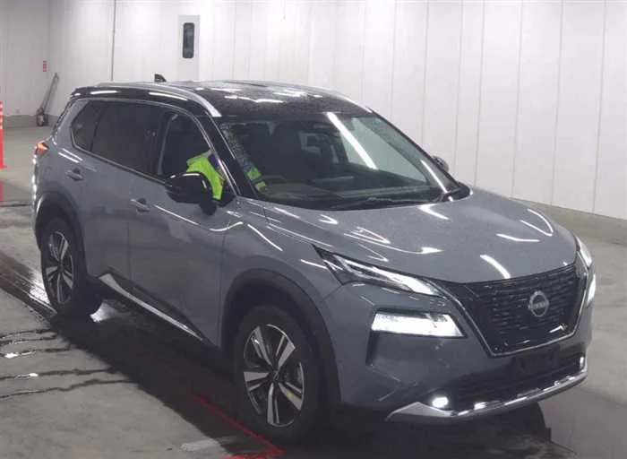 Nissan X-Trail G e4ORCE 4WD 2022 — фото 1, купить с доставкой в Москву
