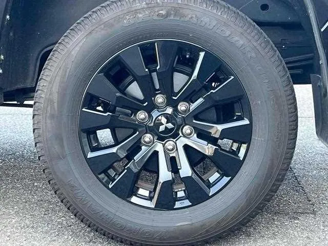 Mitsubishi TRITON 2025 — миниатюра 5