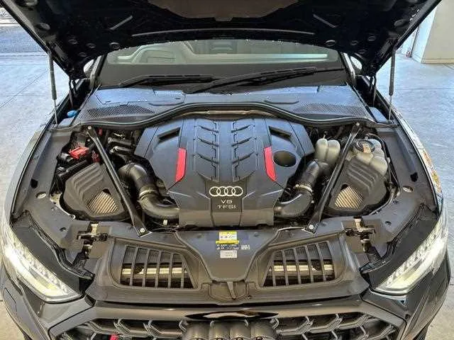 Audi S8 2023 — миниатюра 3