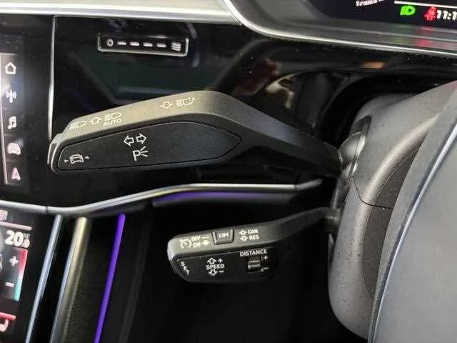 Audi S8 2023 — миниатюра 5