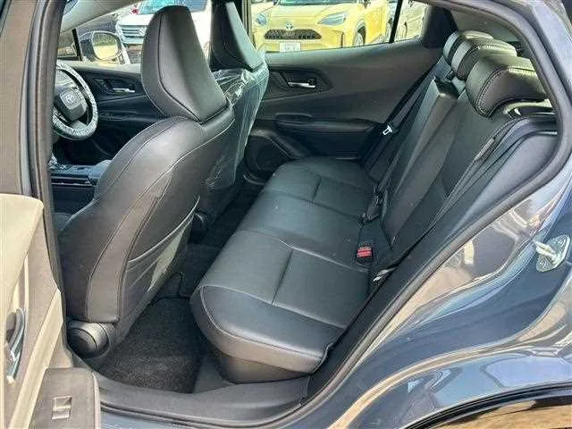 Toyota Prius 2024 — миниатюра 2