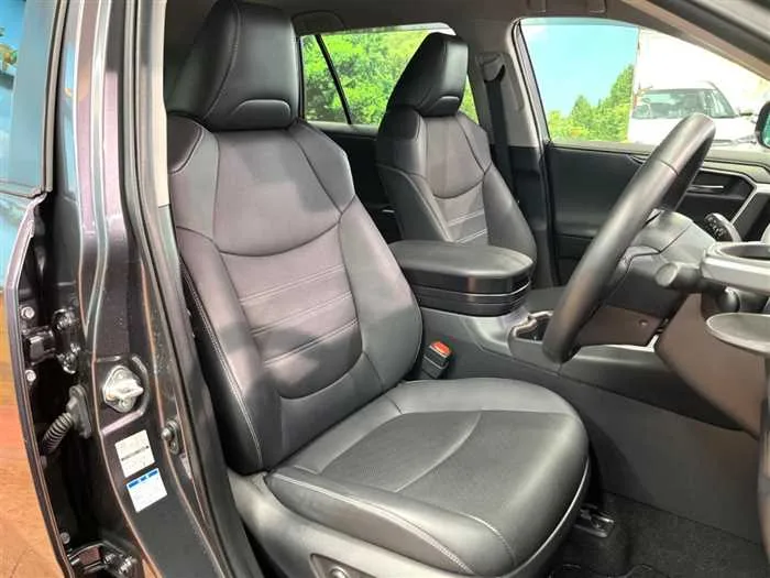 Toyota RAV4 2022 — миниатюра 5