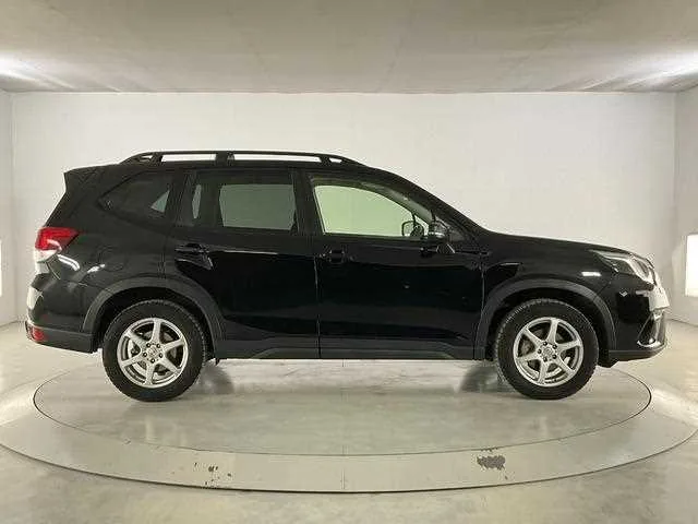 Subaru Forester 2023 — миниатюра 5