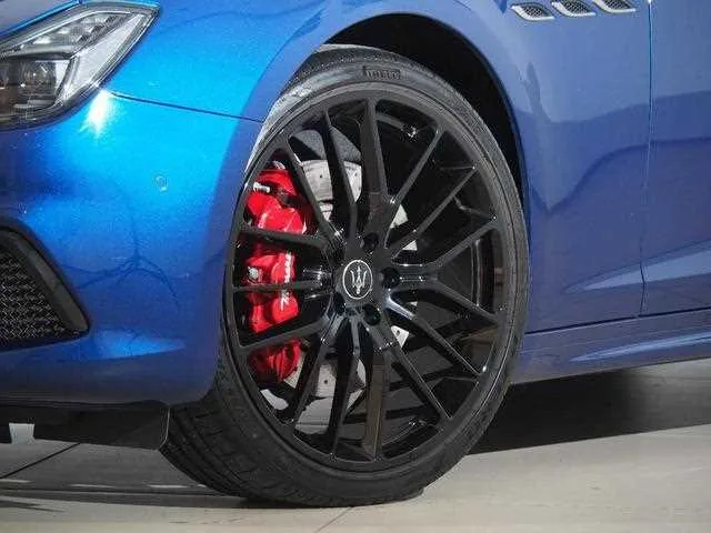 Maserati Ghibli 2022 — миниатюра 5