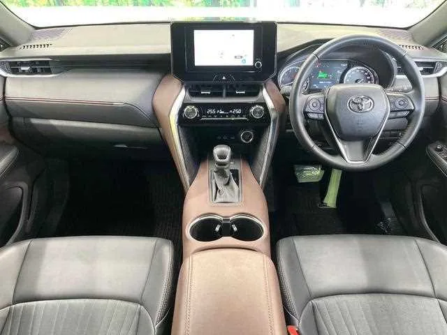Toyota Harrier 2025 — миниатюра 2