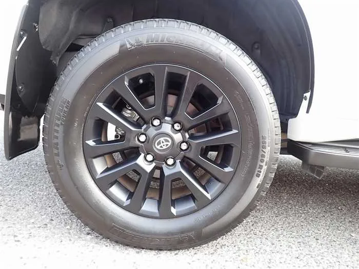 Toyota Land Cruiser Prado TX-L Matte Black Edition 2023 — миниатюра 3