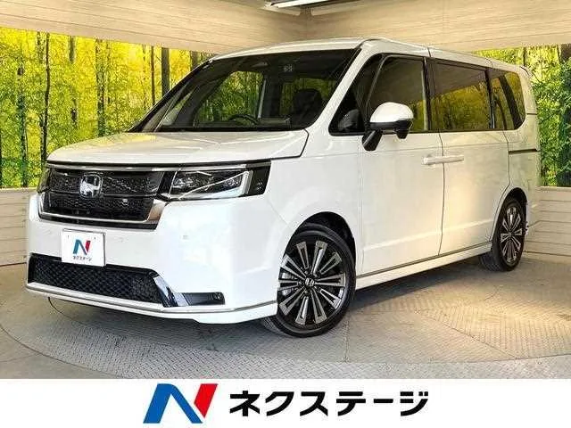 Honda Step WGN 2024 — фото 1, купить с доставкой в Москву
