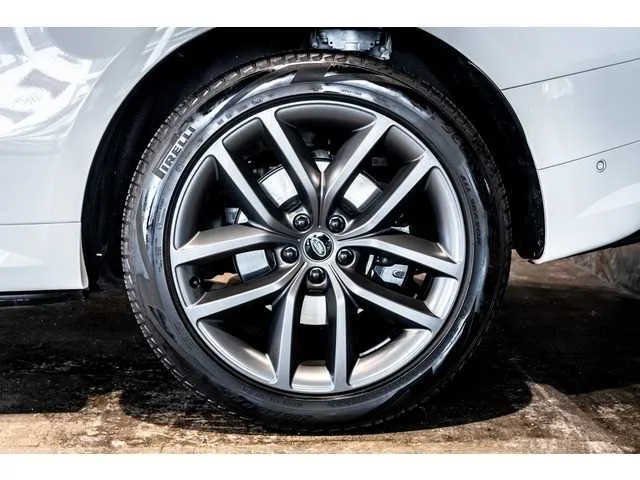 Land Rover Range Rover Sport 2023 — миниатюра 3