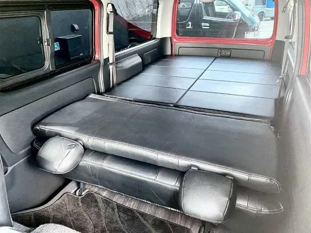 Toyota Hiace Van 2023 — миниатюра 4