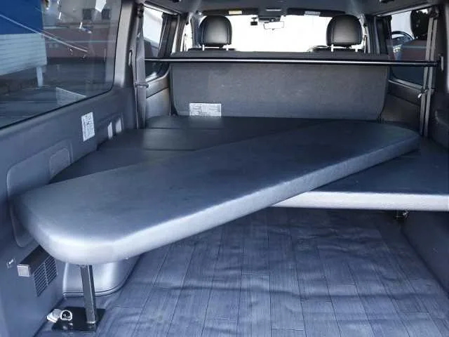 Toyota Hiace Van 2023 — миниатюра 4