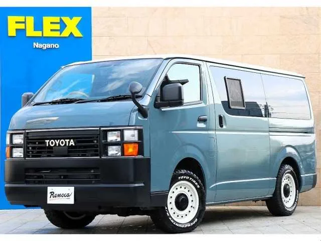 Toyota Hiace Van 2023 — фото 1, купить с доставкой в Москву
