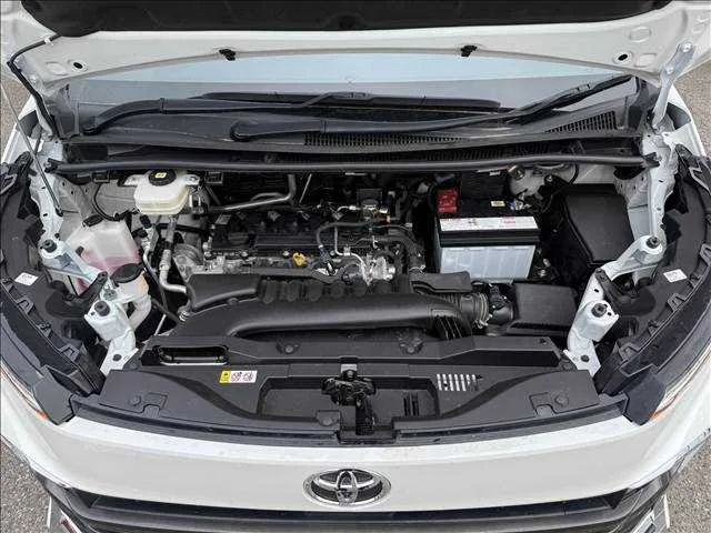 Toyota Voxy S-G 4WD 2022 — миниатюра 2