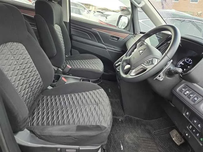 Mitsubishi Delica D:5 GPKG4WD 2024 — миниатюра 3