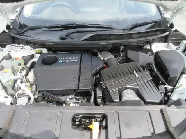 Nissan X-Trail 2022 — миниатюра 3
