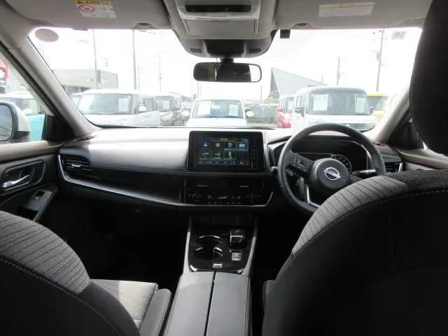 Nissan X-Trail 2022 — миниатюра 5