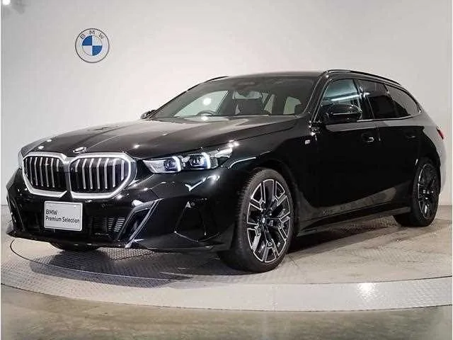 BMW 5 Series 2024 — фото 1, купить с доставкой в Москву