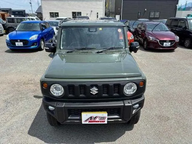 Suzuki Jimny 2023 — миниатюра 3