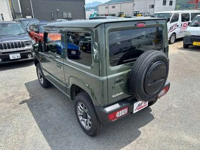 Suzuki Jimny 2023 — миниатюра 4