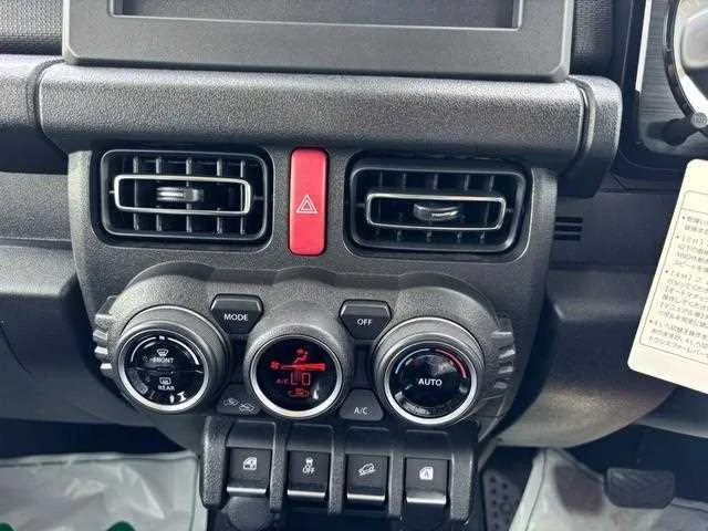 Suzuki Jimny 2023 — миниатюра 5