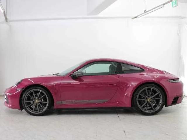 Porsche 911 2023 — миниатюра 2