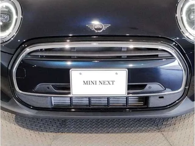 BMW MINI 2023 — миниатюра 3