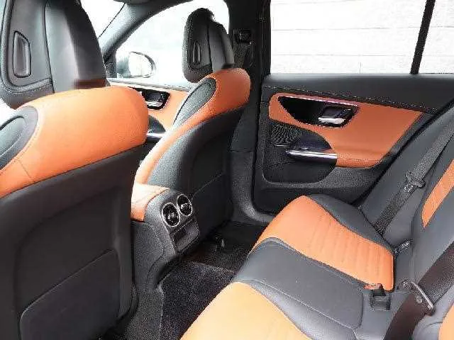 Mercedes-Benz C-Class 2023 — миниатюра 4