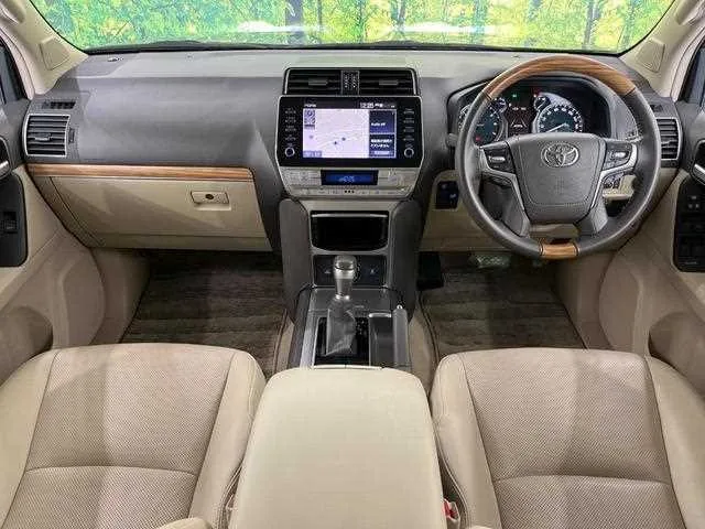 Toyota Land Cruiser Prado 2023 — миниатюра 2