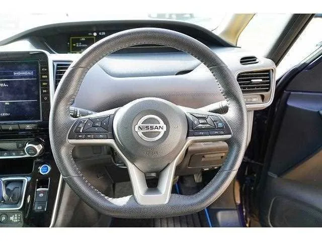 Nissan Serena 2022 — миниатюра 4