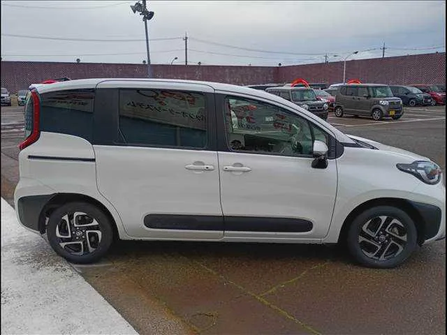 Toyota Sienta HYBRID Z 4WD 2022 — миниатюра 5