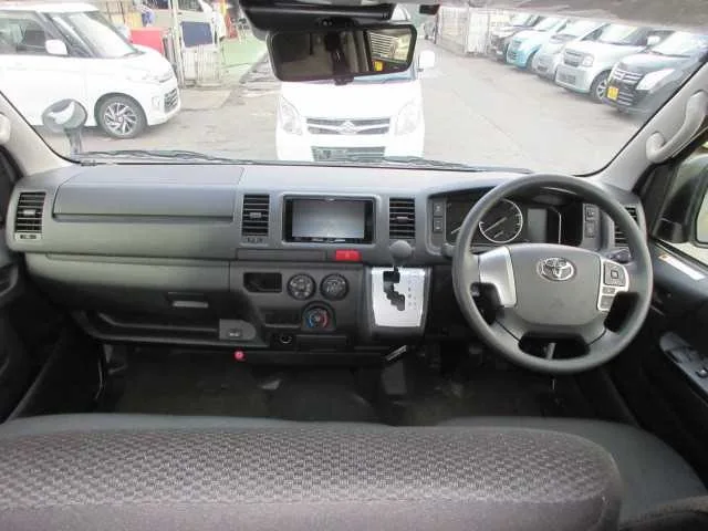 Toyota HIACE VAN 2025 — миниатюра 2