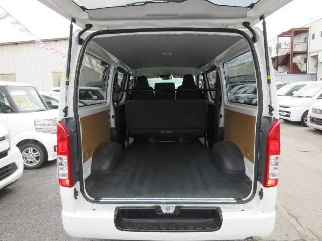 Toyota HIACE VAN 2025 — миниатюра 5