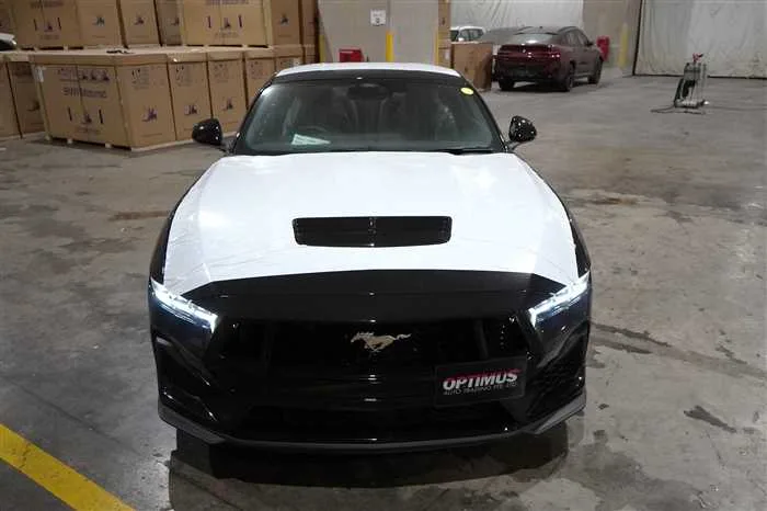 Ford Mustang BRAND NEW MUSTANG 5.0 GT 2026 — миниатюра 5
