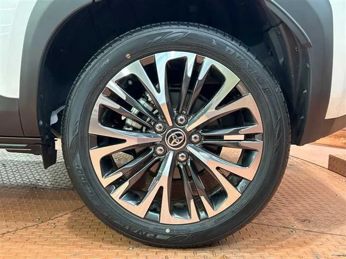 Toyota Yaris Cross 2024 — миниатюра 5