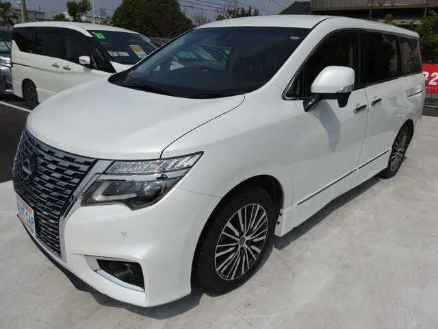 Nissan Elgrand 2.5 250HighwayStarS 2024 — миниатюра 4