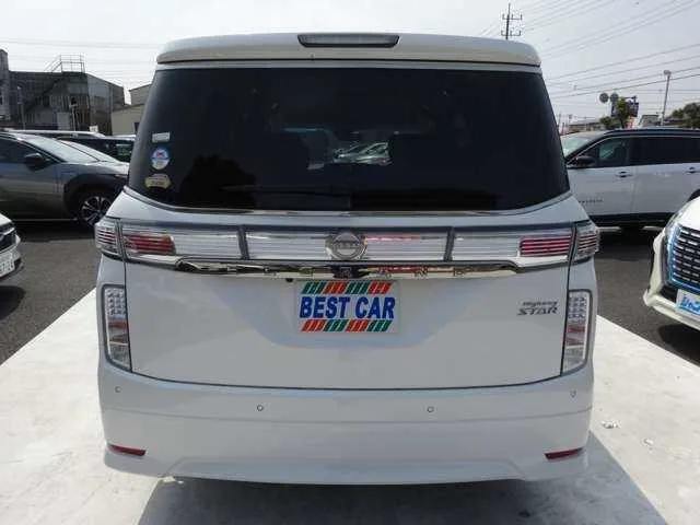 Nissan Elgrand 2.5 250HighwayStarS 2024 — миниатюра 5