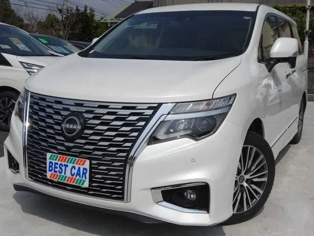 Nissan Elgrand 2.5 250HighwayStarS 2024 — фото 1, купить с доставкой в Москву