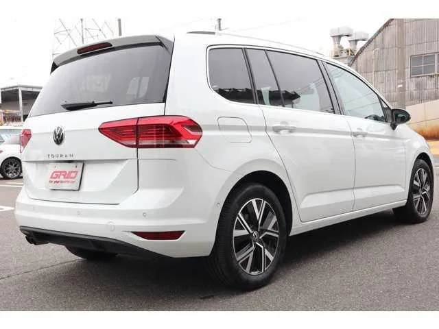 Volkswagen Golf Touran TDI Turbo 2024 — миниатюра 3