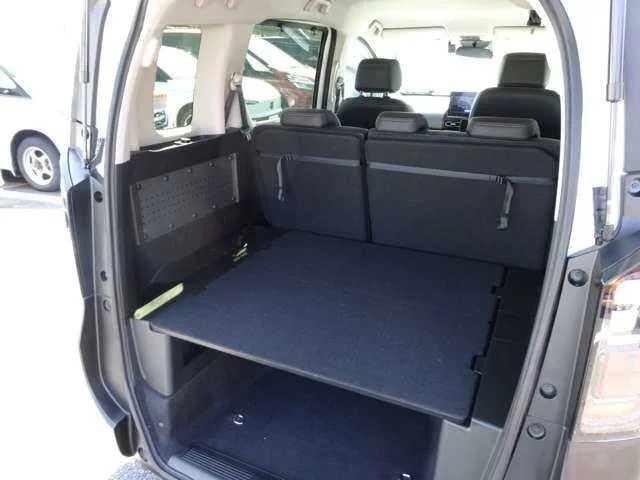 Honda FREED 1.5 e:HEV 2024 — миниатюра 3