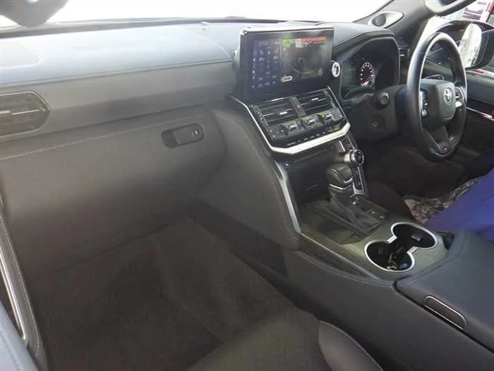 Toyota Land Cruiser GR SPORTS DIESEL *JBL*COOL BOX* 2023 — миниатюра 2