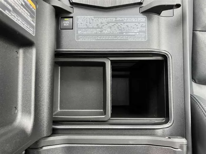 Toyota Land Cruiser GR SPORTS DIESEL *JBL*COOL BOX* 2023 — миниатюра 3
