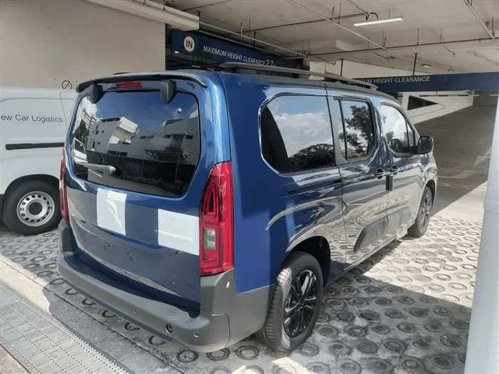 Citroen BERLINGO New E-berlingo EV passenger 2024 — миниатюра 2
